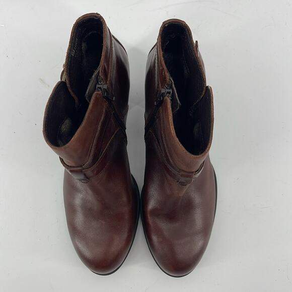 NWOT Born Carabel Cognac leather heeled side zip harness ankle boots sz 6 - Picture 6 of 8